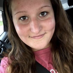 Meet your Posher, Marisa